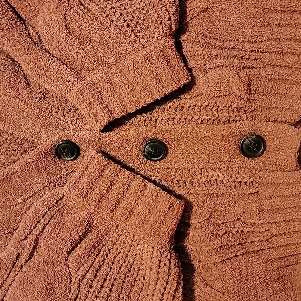 Cropped Cardigan - Picture 3 of 4